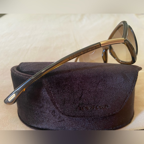 🌟 HP 🌟 Tom Ford Jennifer Sunglasses - Picture 3 of 10